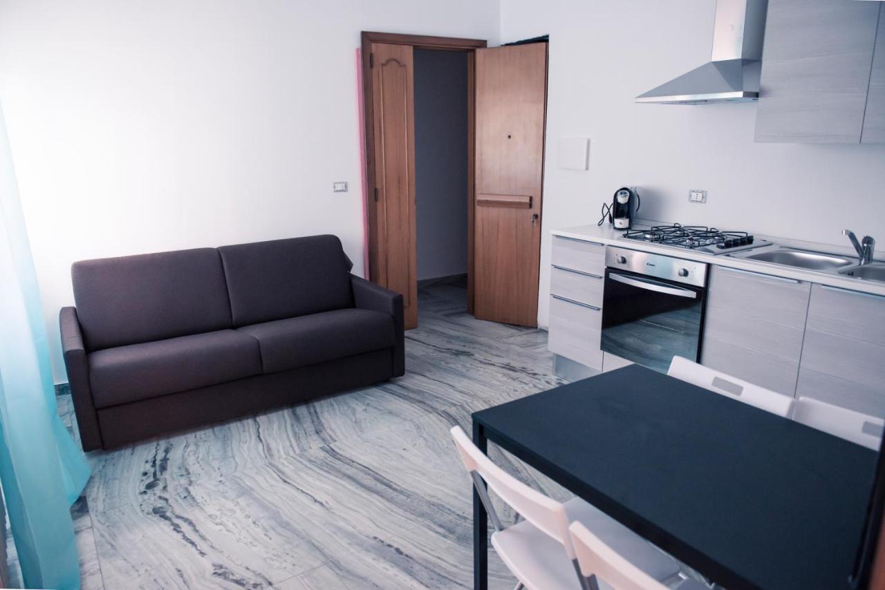 Thomas'S Home - Appartamento A Comiso Extérieur photo